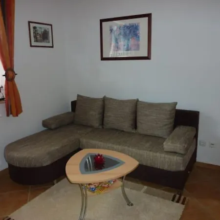 Feriehus In With Barbecue *